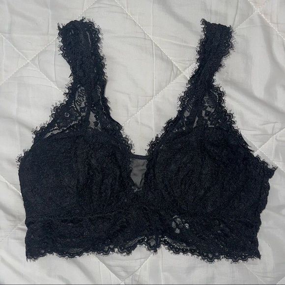 aerie Other - AERIE eyelash lace padded plunge bralette